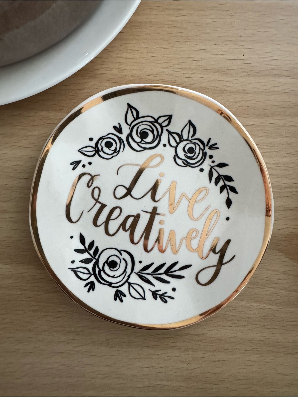 Natural Life Live Creatively Decorative Trinket Dish - White and Gold